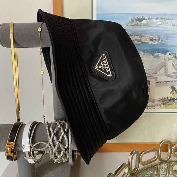 Prada re-nylon bucket hat - Picture 2 of 4